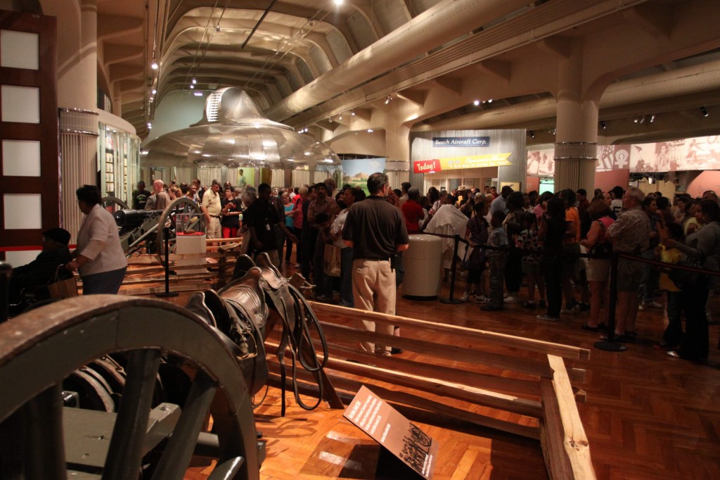 Line to DCW exhibit - photo by Bob Brodbeck