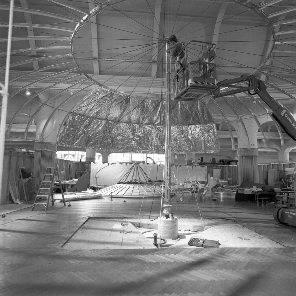 Dymaxion House construction inside Henry Ford Museum - December 2000 Dymaxion House construction inside Henry Ford Museum - December 2000