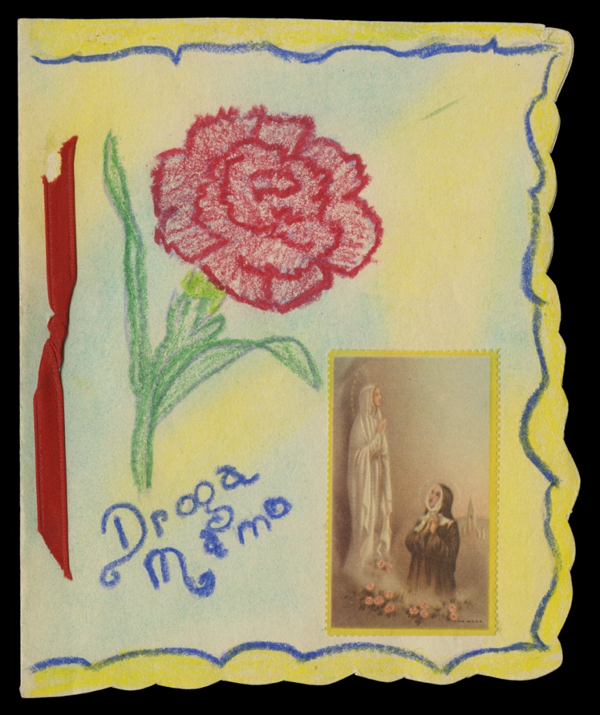 THF93550_94.9.1_MothersDayCard_1942_Front Mother's Day Card