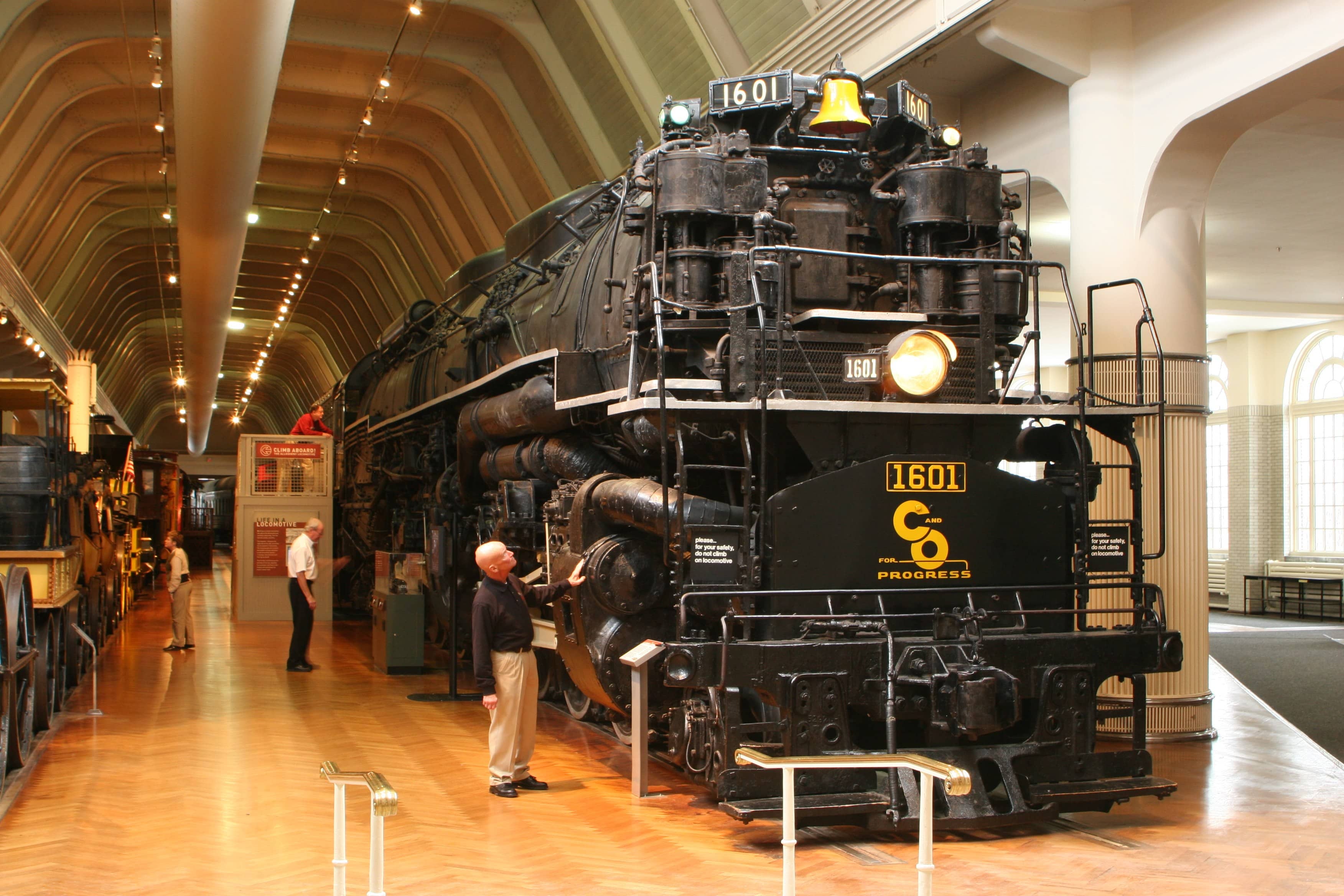 Allegheny with visitors boarding Allegheny with visitors boarding