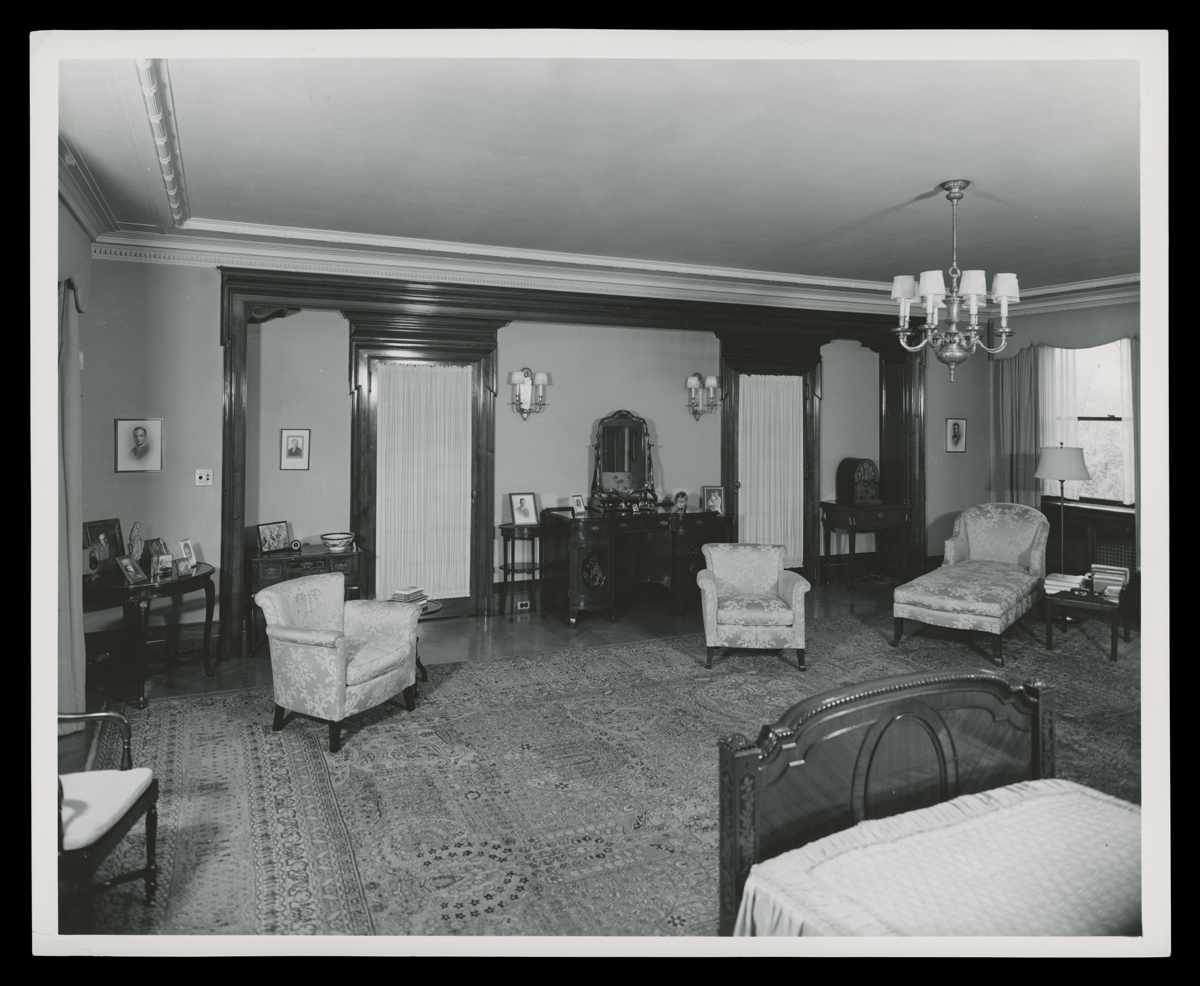 Master Bedroom at Fair Lane, Home of Henry Ford, April 1951 Interior of bedroom with twin bed, chairs, and other furniture