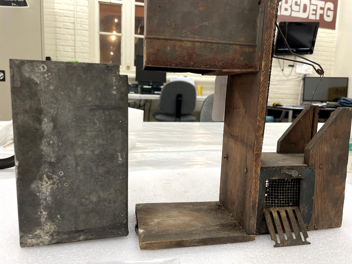 Mouse Trap 2022.0.22.1 (1) Peerless mouse trap pre cleaning