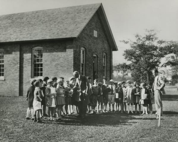 auniqueeducationalvision_inlinearticle_THF96582