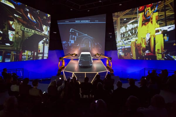 newdigitalandphysicalexperiences_inlinearticle_01